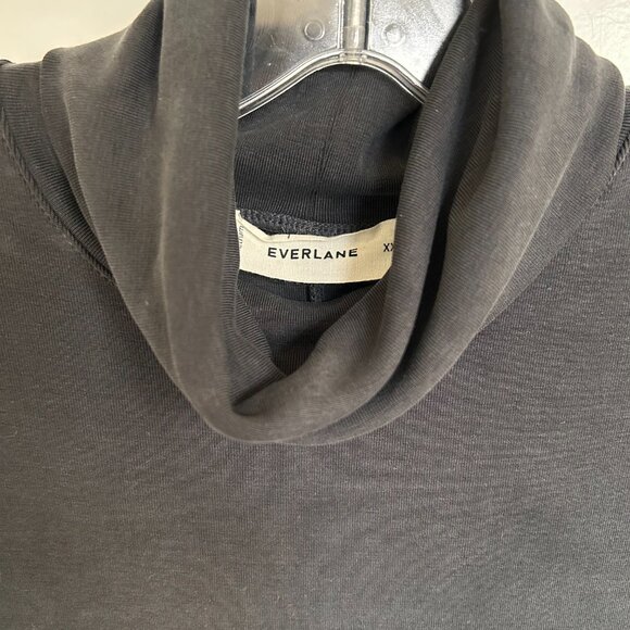 Everlane The Madison Dress - Picture 9 of 11